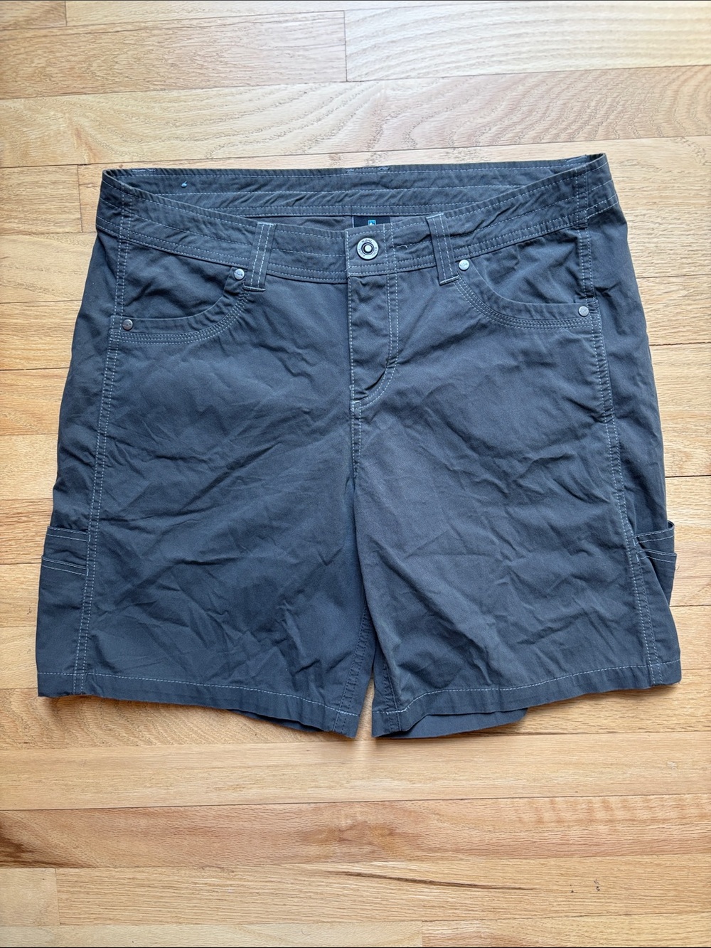 Kuhl Shorts Women’s Size 12 Free Range Gray Outdoor Cargo Hiking Stretch